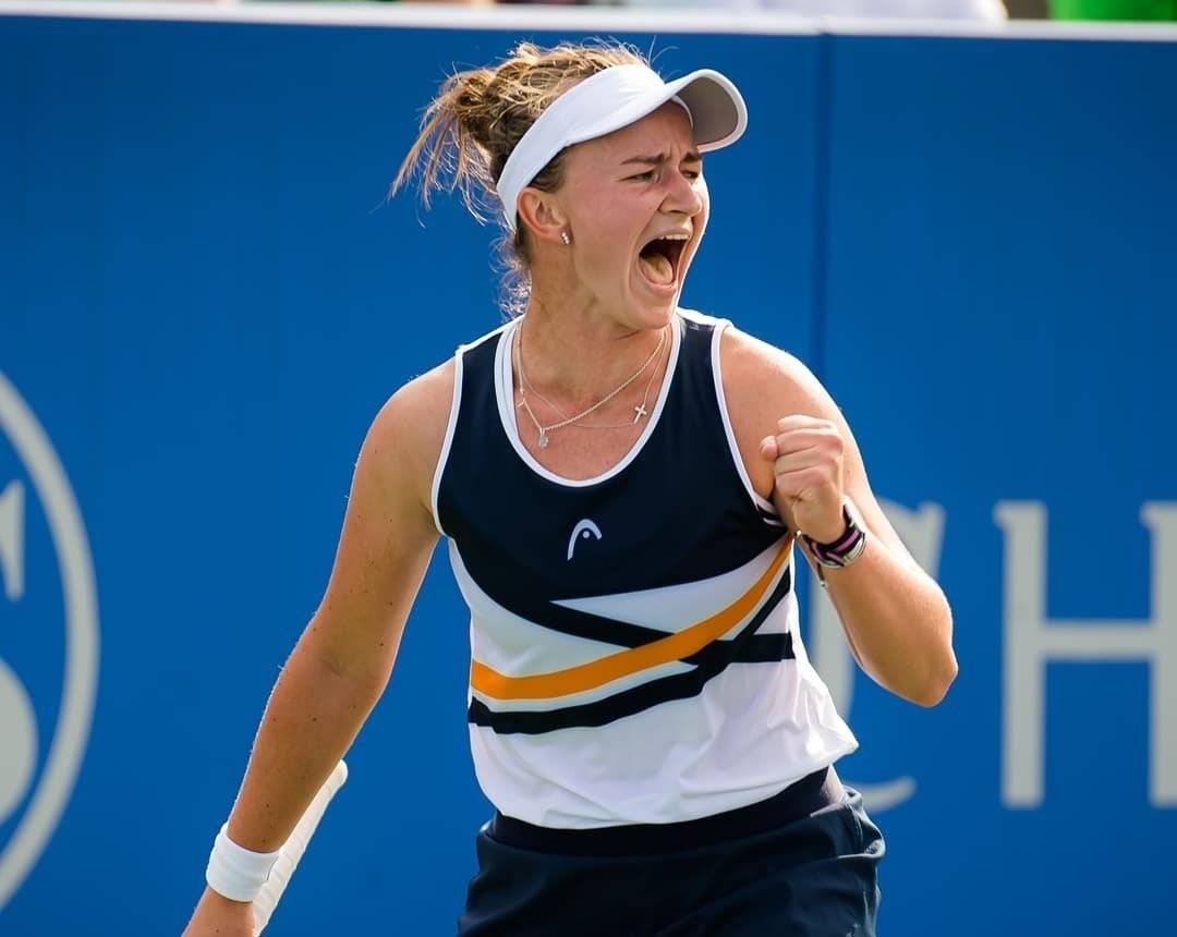 阿扎伦卡连续十场比赛得分超过失利今晚托特纳姆调整名单以备社区盾之后，布鲁克林篮网临场应变备战NBA常规赛的简单介绍